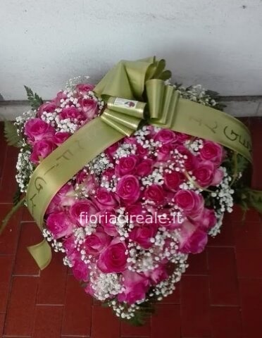 cuore rose volorate